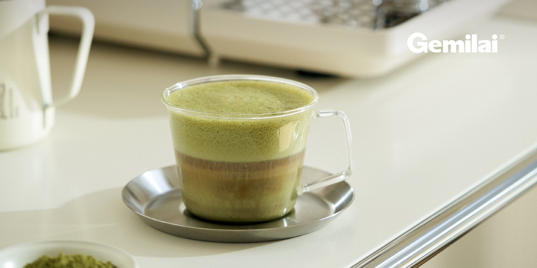 Matcha Latte: A Smooth and Energizing Blend of Coffee and Green Tea - Gemilai